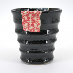 tasse noire motifs bleus rouge sashiko KURO UWAGUSURI ASANOHA