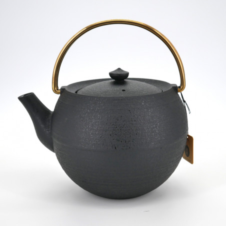 Japanese prestige round cast iron teapot with copper handle, CHÛSHIN KÔBÔ MARUTAMA, black